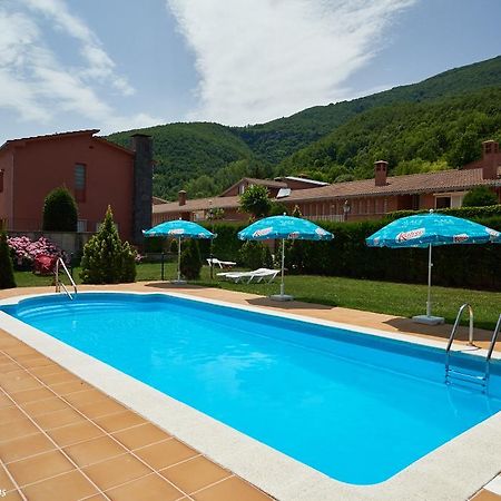 Apartamentos Fonda Finet Sant Feliu De Pallerols Ngoại thất bức ảnh